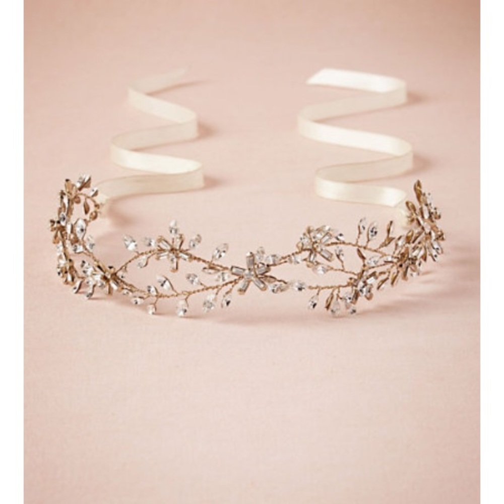 BHLDN Honeysuckle halo